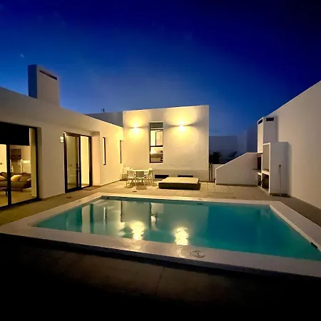Casa Blanca Teguise Villa
